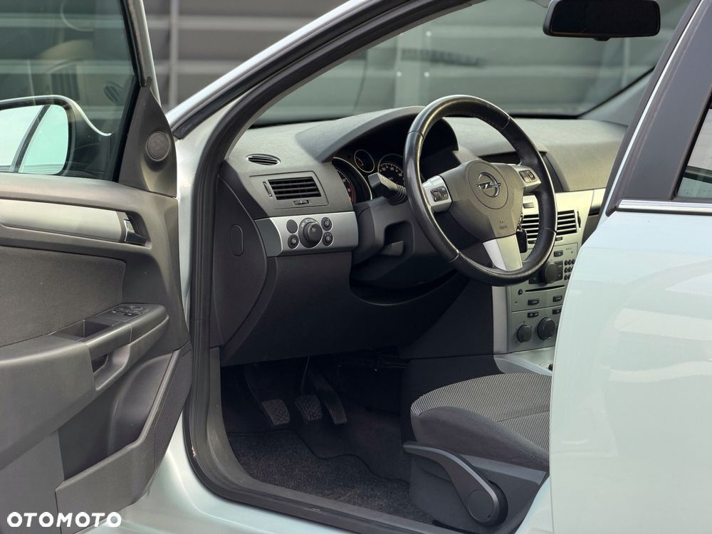 Opel Astra - 9