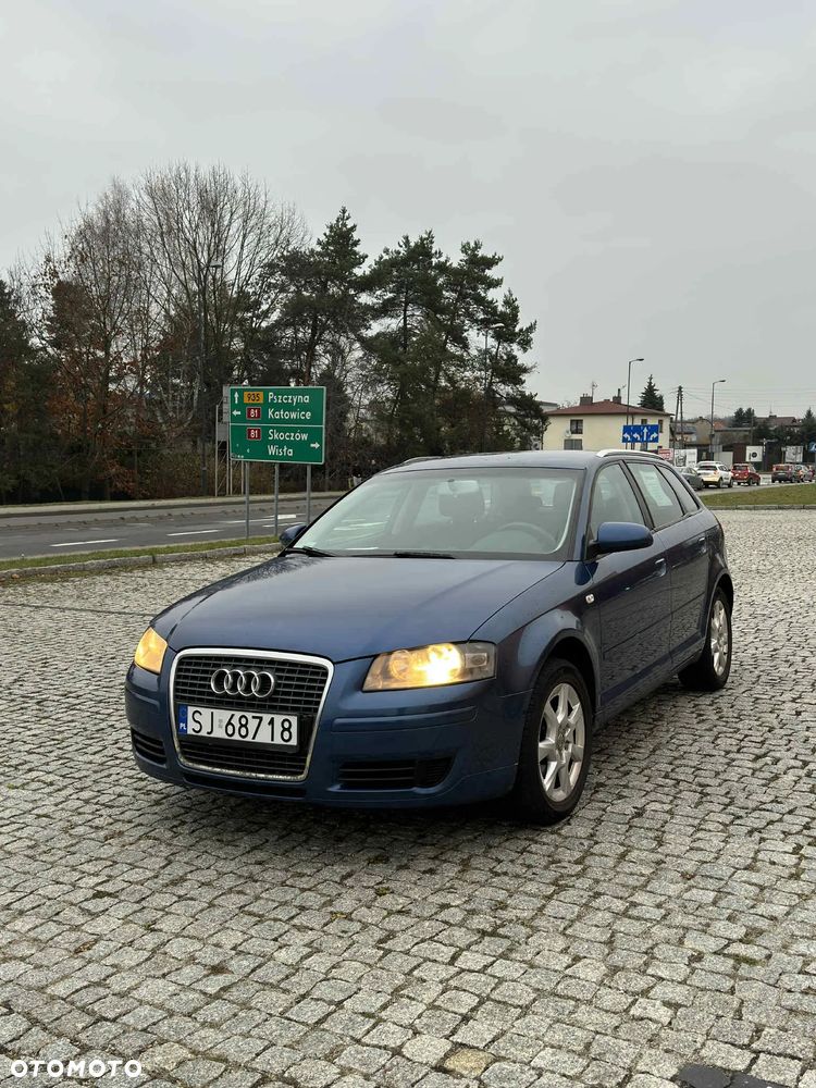 Audi A3 Sportback - 2