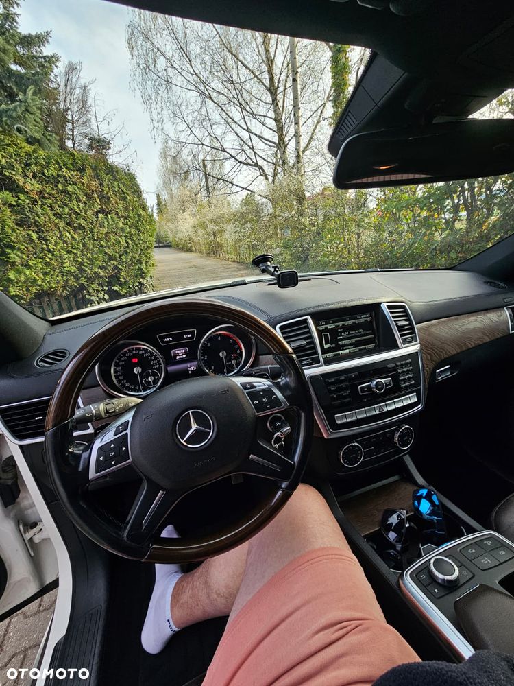 Mercedes-Benz GL 350 BlueTEC 4-Matic - 15
