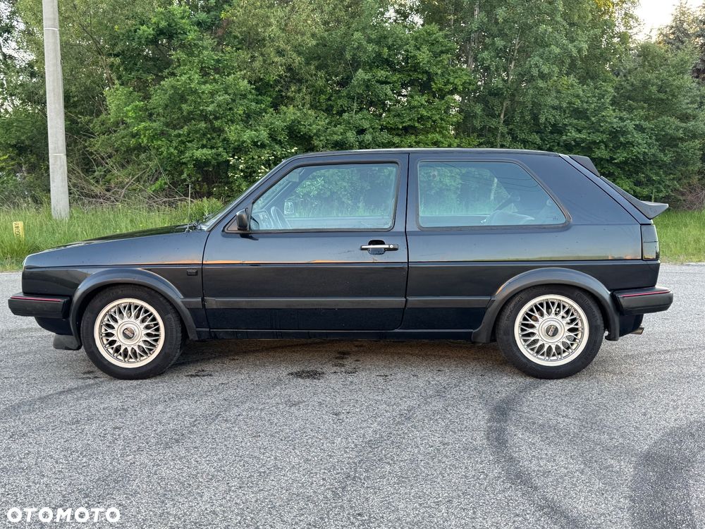 Volkswagen Golf 1.8 GT - 3