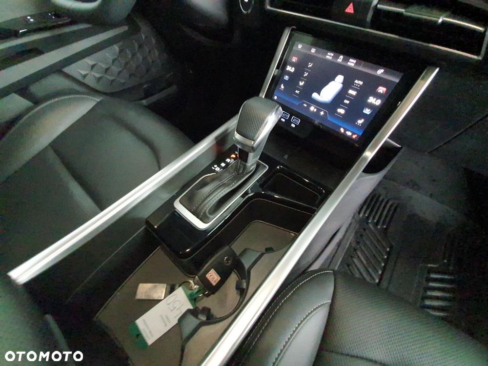 SsangYong/KGM Torres - 11