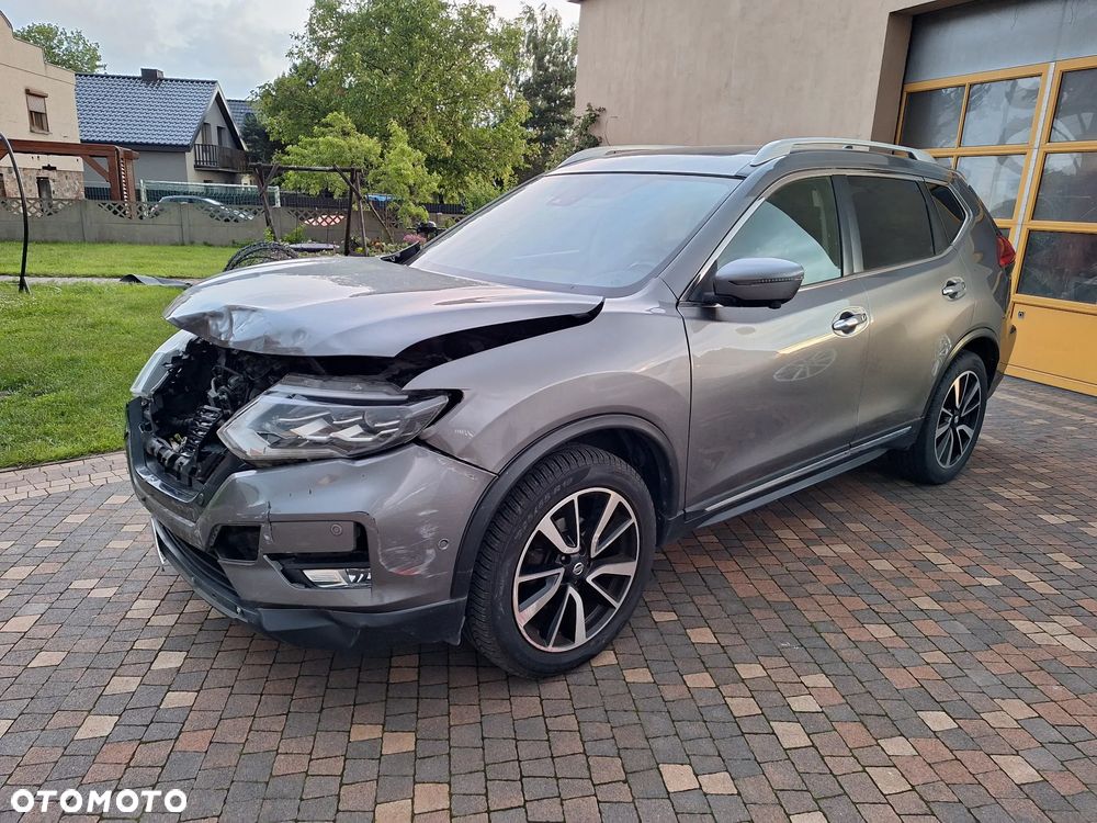 Nissan X-Trail - 2
