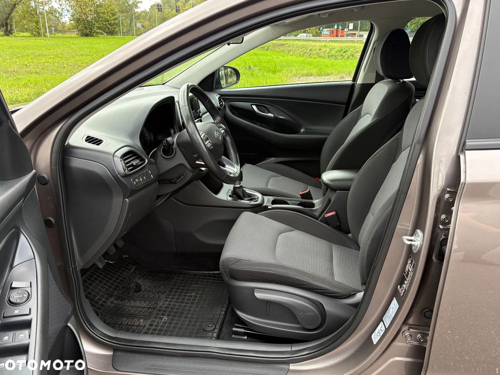 Hyundai i30 1.5 DPI Modern - 8