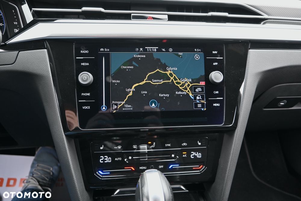 Volkswagen Arteon 2.0 TDI SCR R-Line DSG - 32