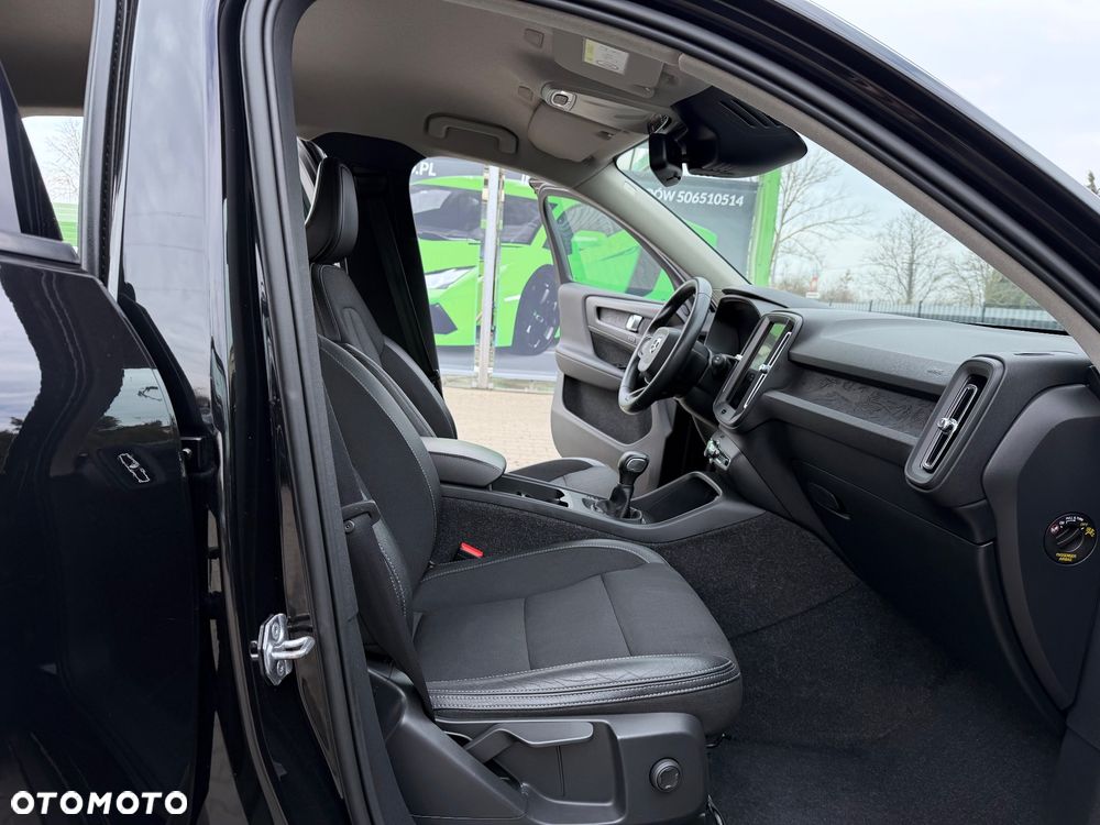 Volvo XC 40 D3 Momentum - 29