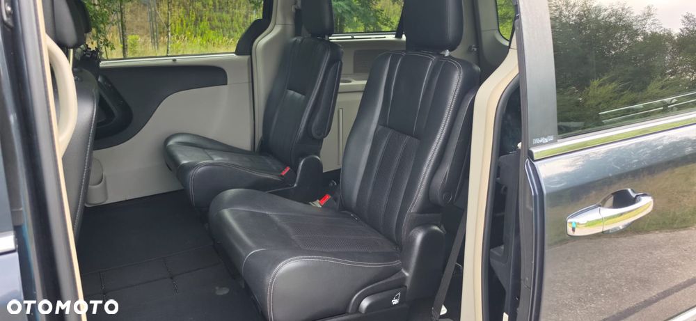 Lancia Voyager 2.8CRD Platinum - 18