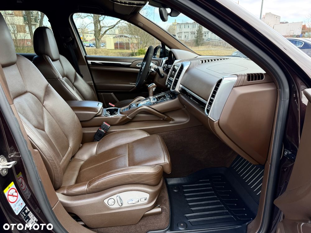 Porsche Cayenne Diesel Platinum Edition - 23