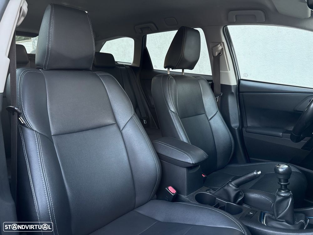 Toyota Auris Touring Sports 1.4 D-4D C.+P.Sport +TSS+Navi - 8