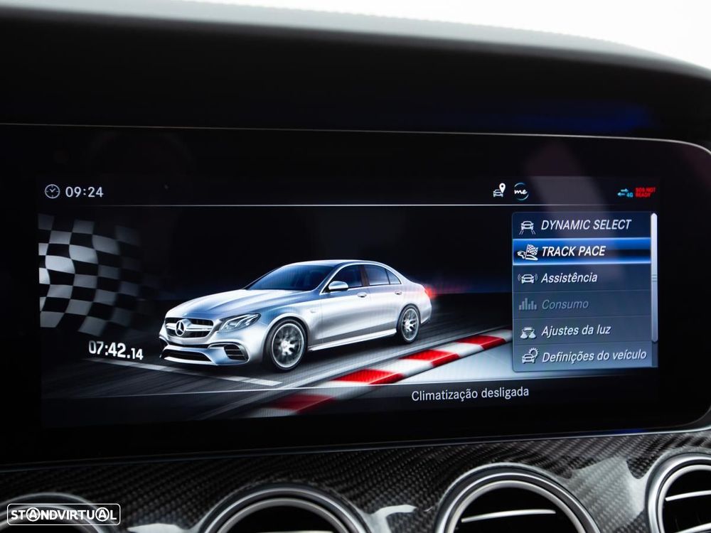 Mercedes-Benz E 63 AMG S 4-Matic+ - 46