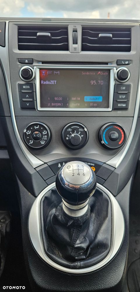 Toyota Verso S - 20