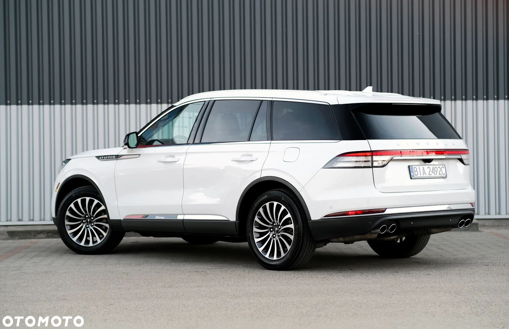 Lincoln Aviator - 1