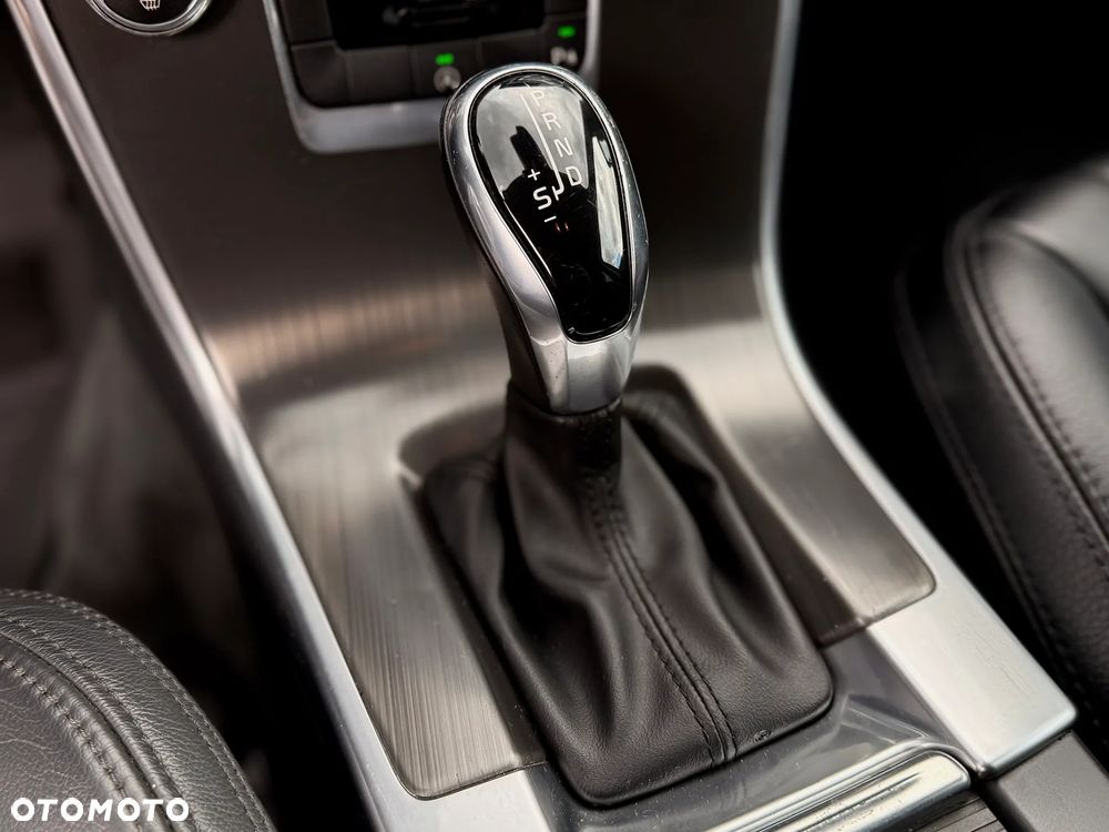 Volvo XC 60 D4 Geartronic Momentum - 14
