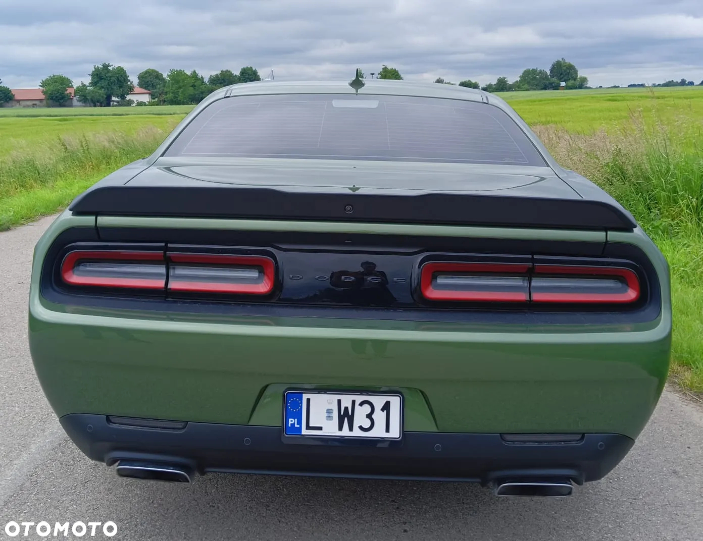 Dodge Challenger 5.7 R/T - 23