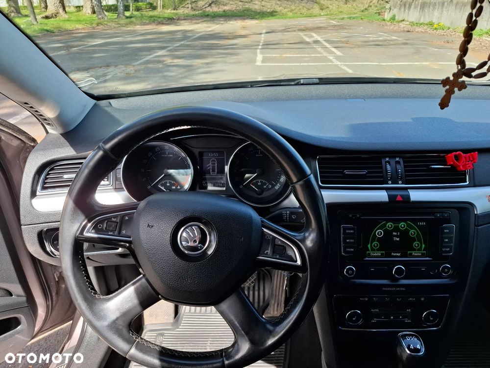 Skoda Superb 2.0 TDI 4x4 Elegance DSG - 14