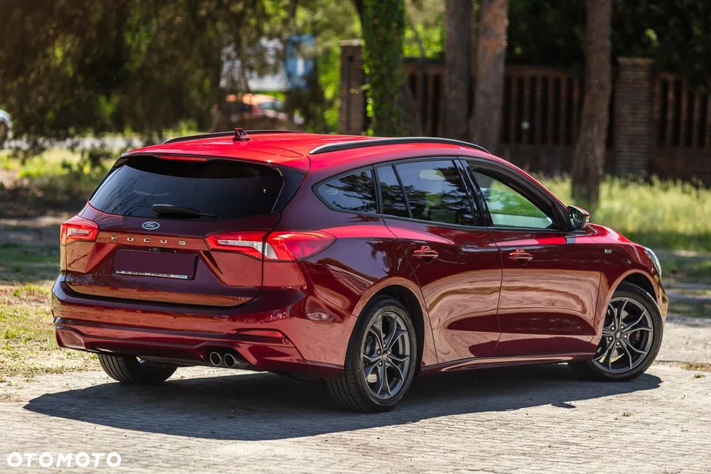 Ford Focus 1.0 EcoBoost Start-Stopp-System ST-LINE DESIGN - 13
