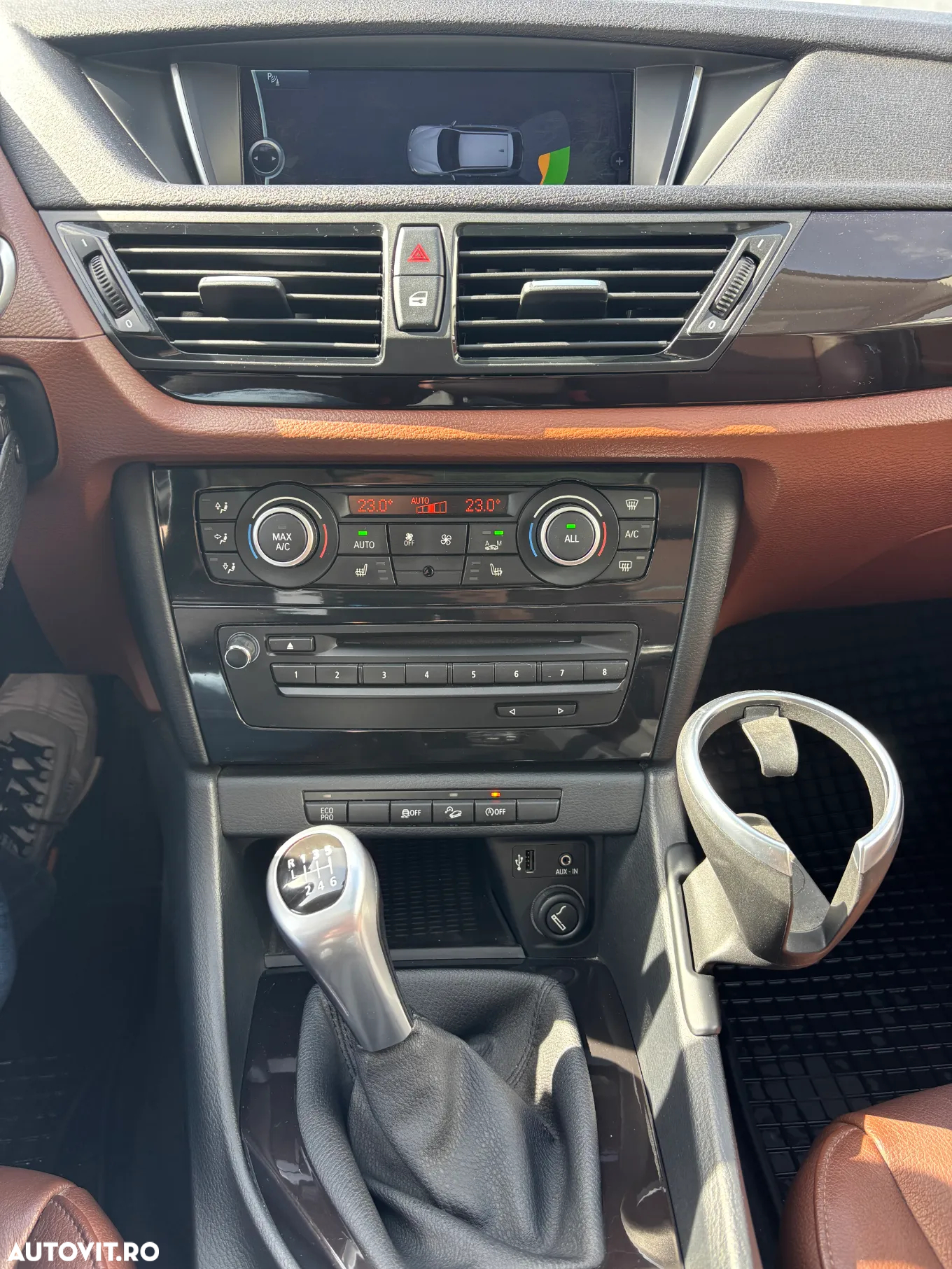 BMW X1 xDrive18d - 11