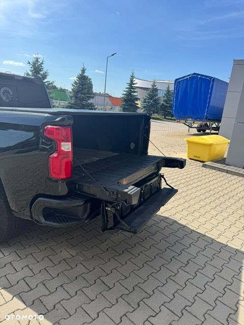 Chevrolet Silverado - 6
