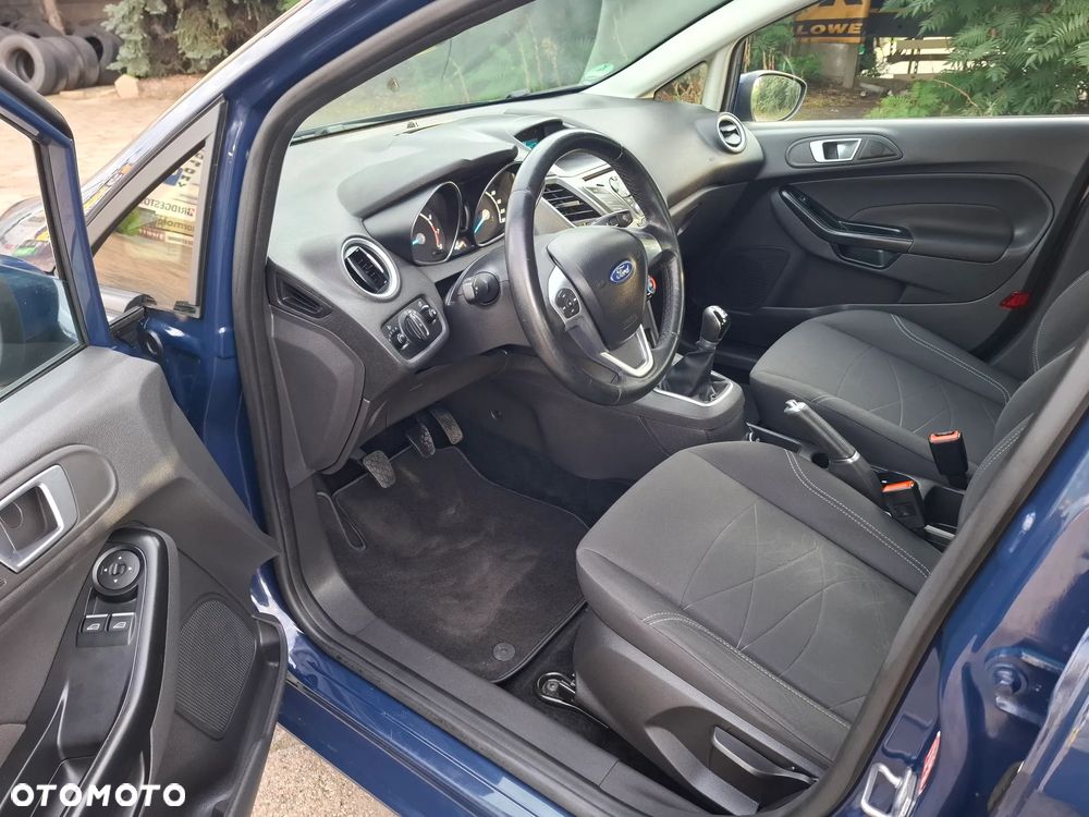 Ford Fiesta 1.25 Celebration - 10