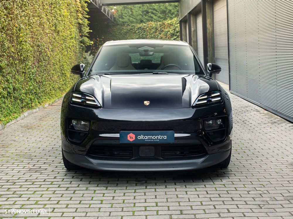 Porsche Macan Electric 4 - 3