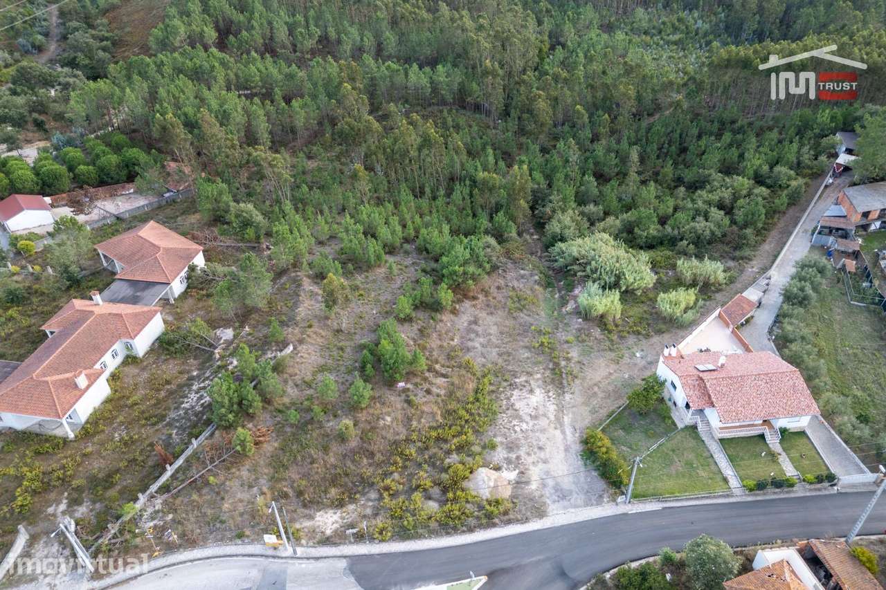 Terreno de 10.183 m² com 6.000 m² de Área de Construção em Juncal - Grande imagem: 5/11
