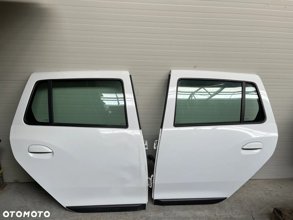 DRZWI TYŁ TYLNE TYLNIE PRAWE/LEWE DACIA LOGAN II mcv 2 15R KOMBI DV369 - 1