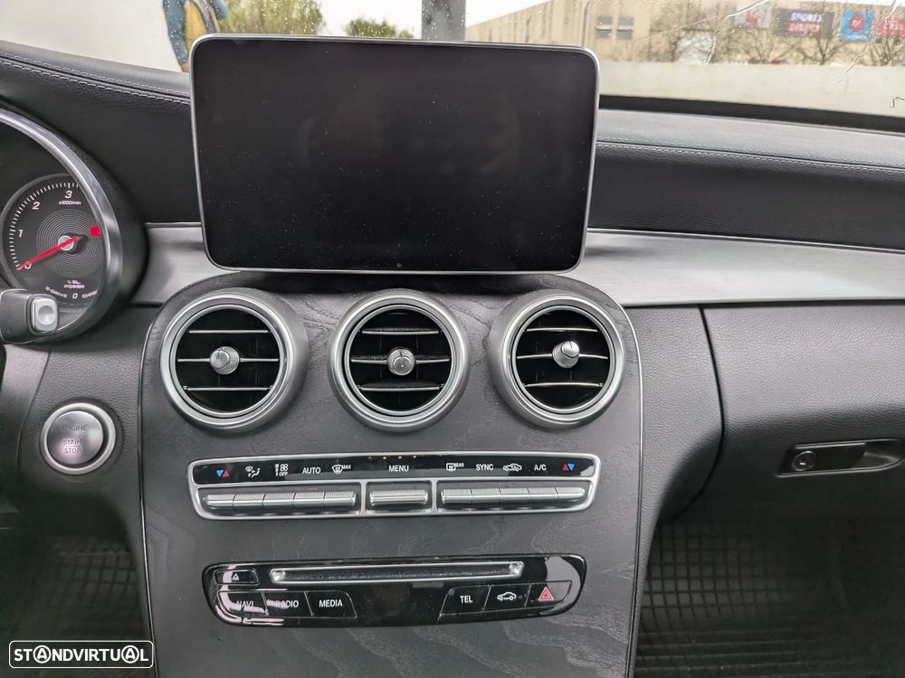 Mercedes-Benz C 300 BlueTEC Hybrid AMG Line - 18