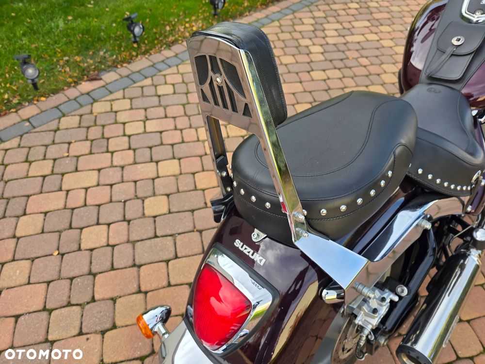 Suzuki Intruder - 30