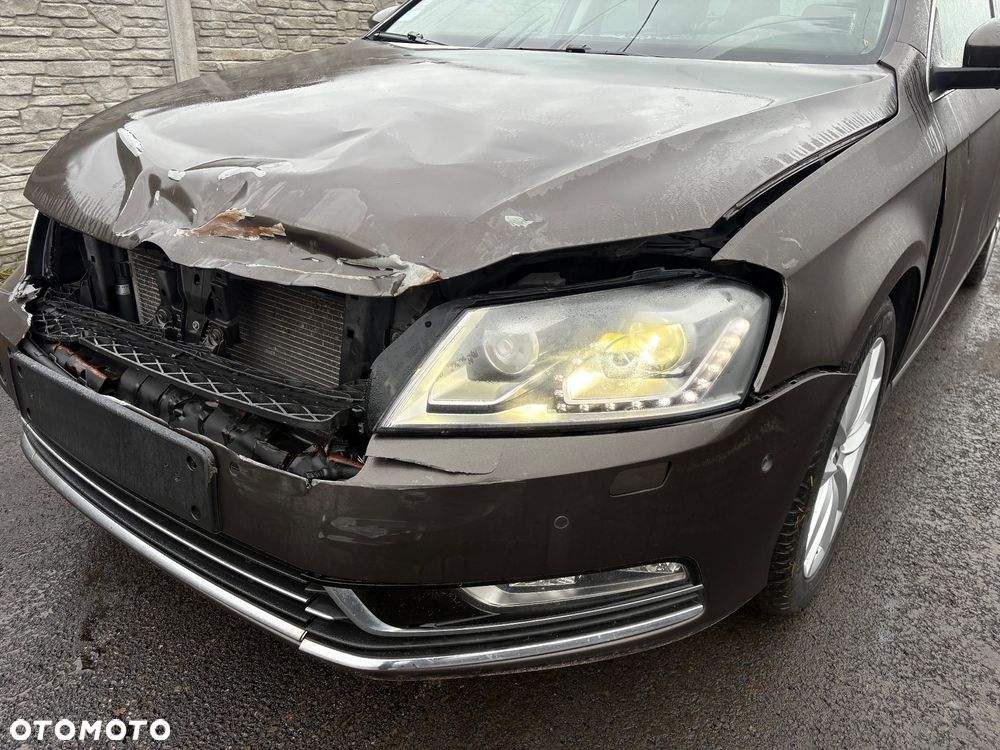 Volkswagen Passat Variant 2.0 TDI DPF DSG Highline - 10