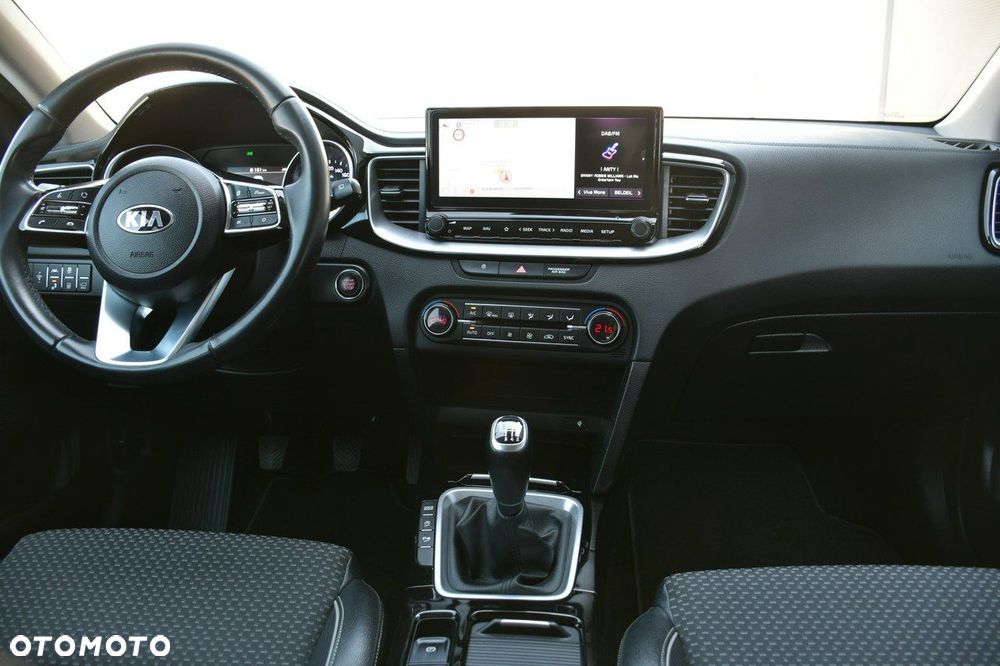 Kia XCeed 1.6 CRDi mHEV XL - 18