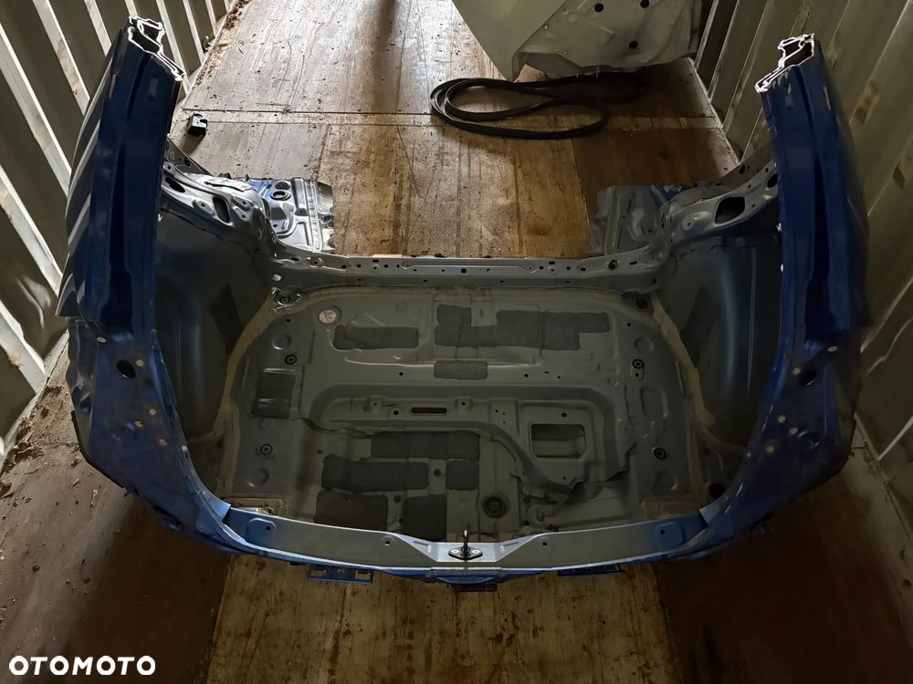 Toyota CHR CH-R Dupa Błotnik Pas tył tylni Cwiartka Fartuch Wanna - 1