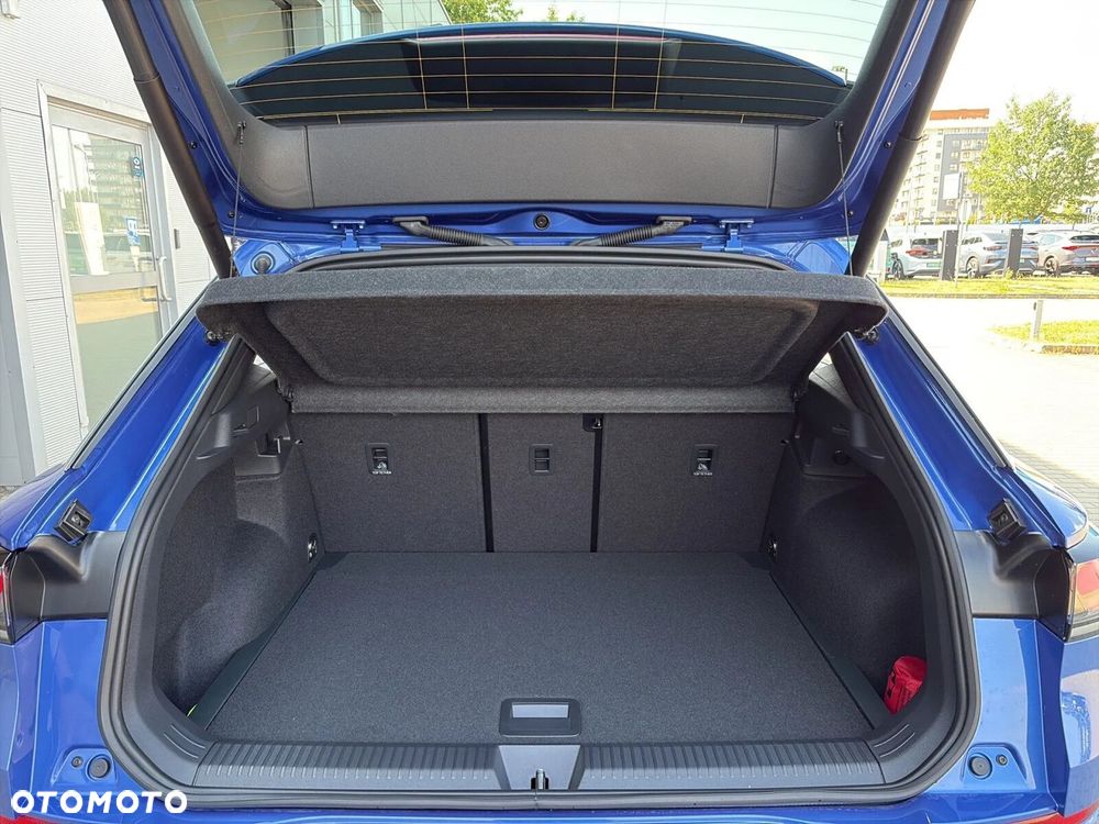 Volkswagen T-Roc 1.5 eTSI R-Line DSG - 27