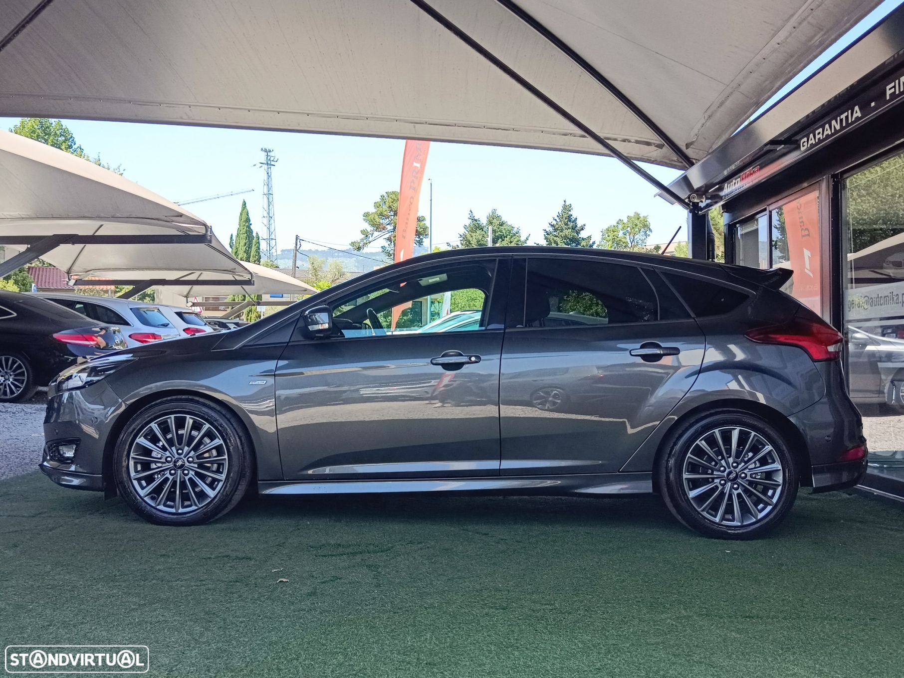 Ford Focus 1.5 TDCi ST-Line - 13