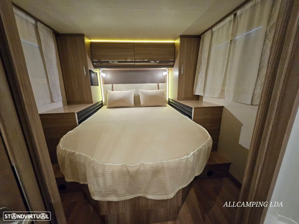 Rapido Le Randonneur 890F DESIGN EDITION CAMA CENTRAL/BASCULANTE - 29