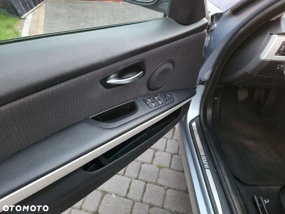 BMW Seria 3 - 15