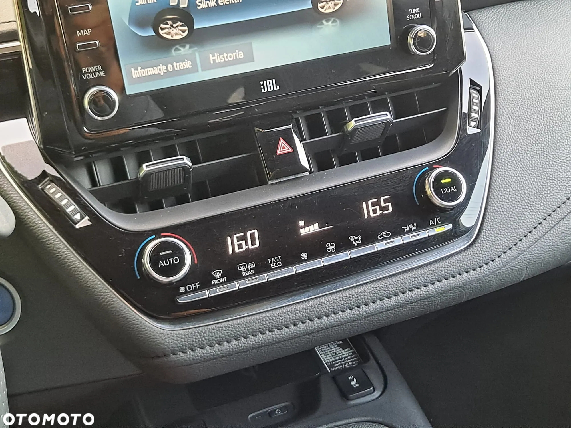 Toyota Corolla 2.0 Hybrid Touring Sports GR Sport Black Edition - 30
