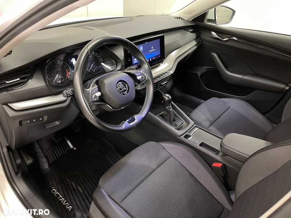 Skoda Octavia 2.0 TDI Ambition - 5