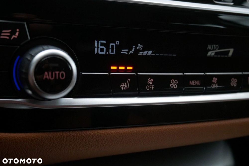 BMW Seria 5 - 26