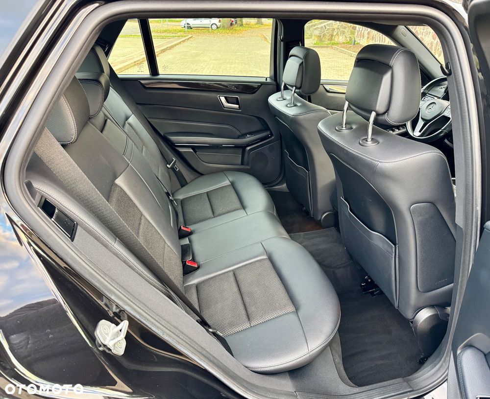 Mercedes-Benz Klasa E - 28