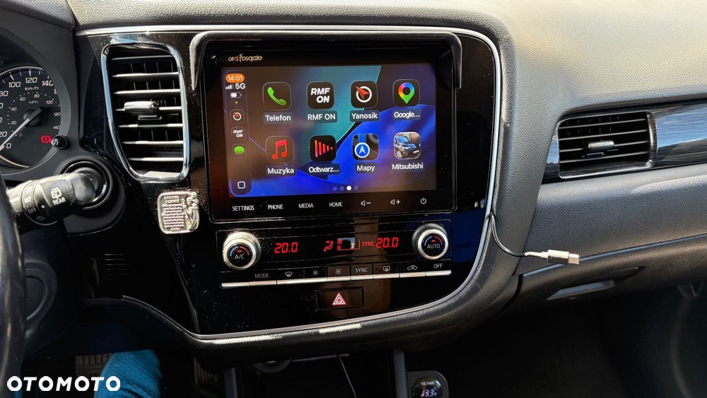 Mitsubishi Outlander - 18