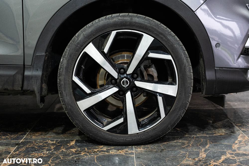 Nissan Qashqai 1.6 DCI Xtronic TEKNA - 9