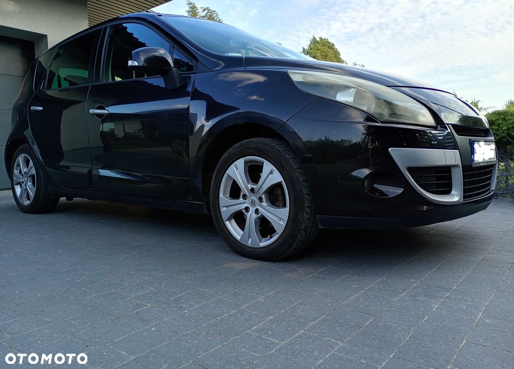 Renault Scenic - 1