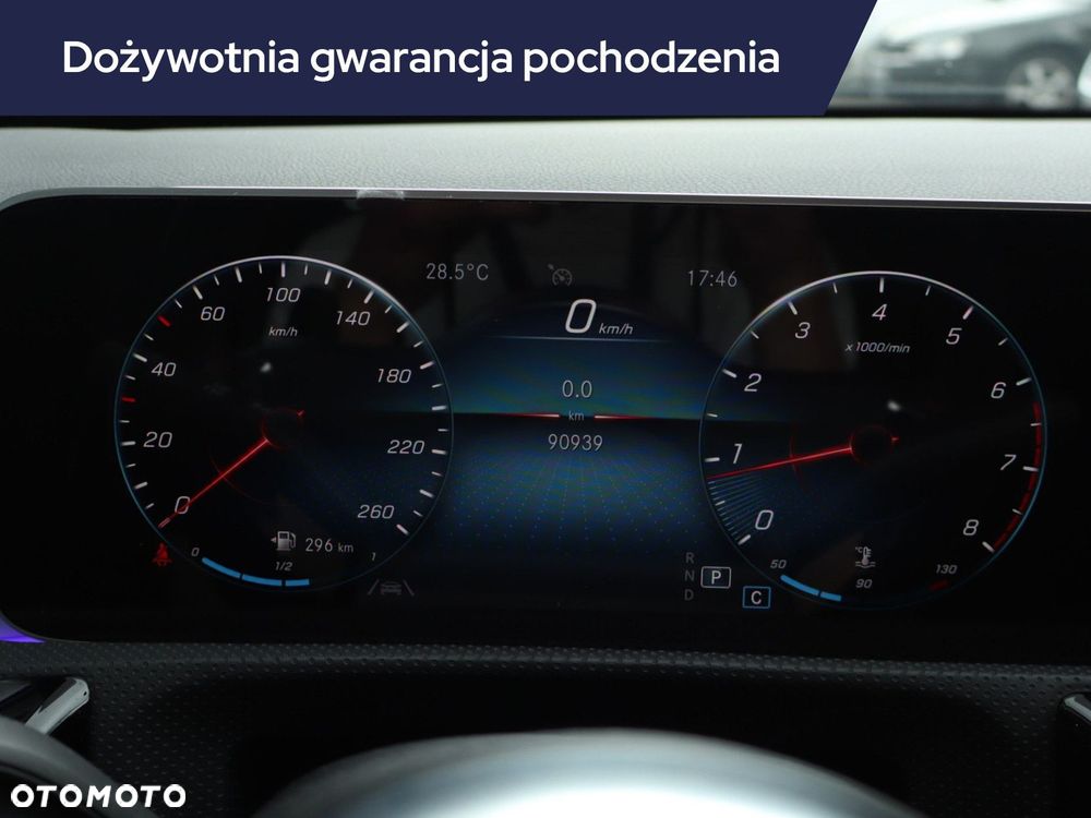Mercedes-Benz CLA - 13