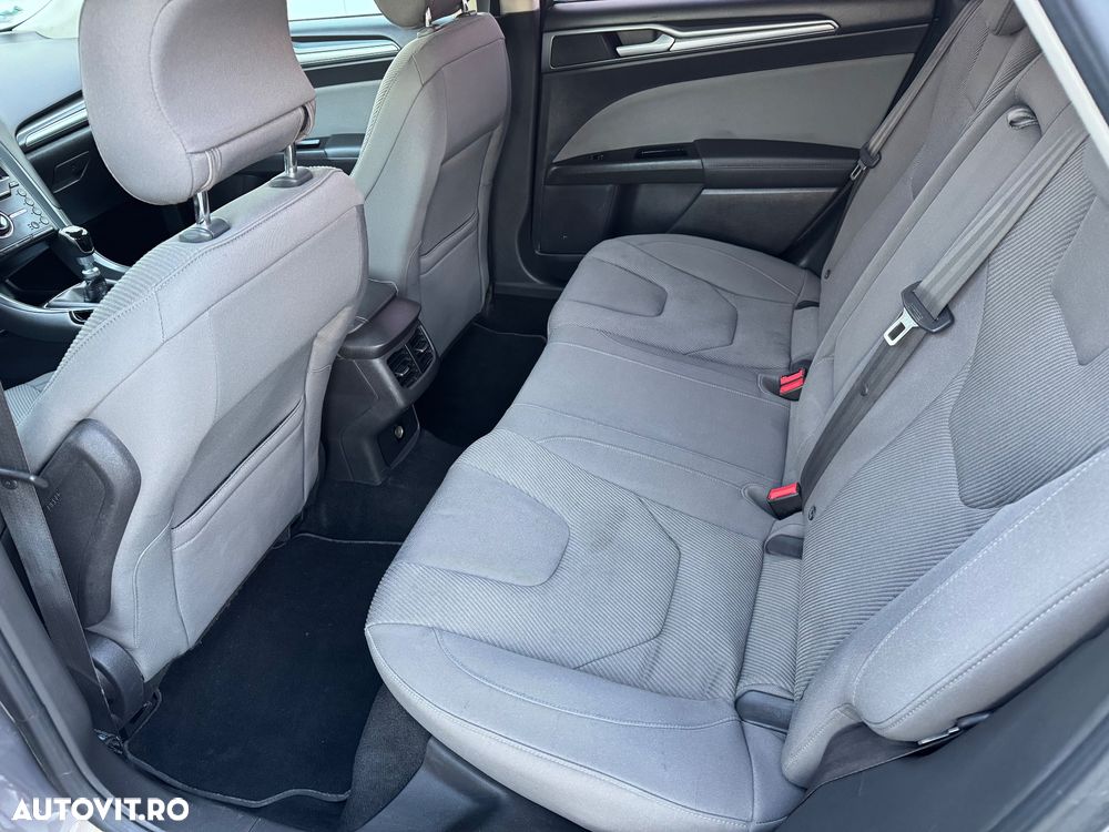 Ford Mondeo 2.0 TDCi Business - 8