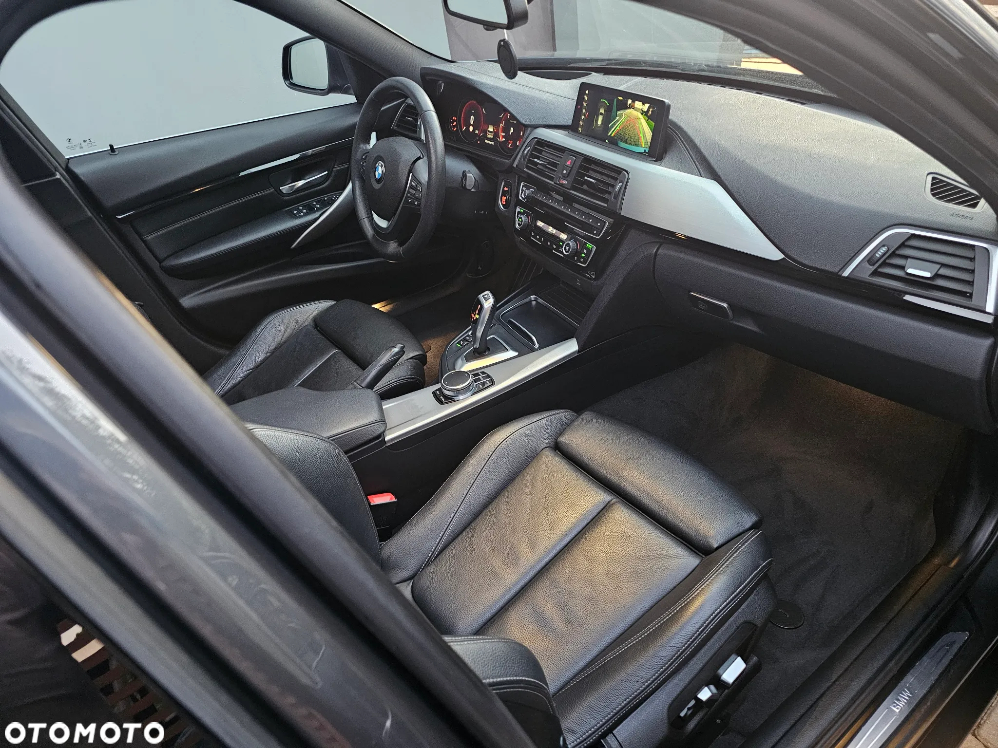 BMW Seria 3 318d Luxury Line Purity - 38