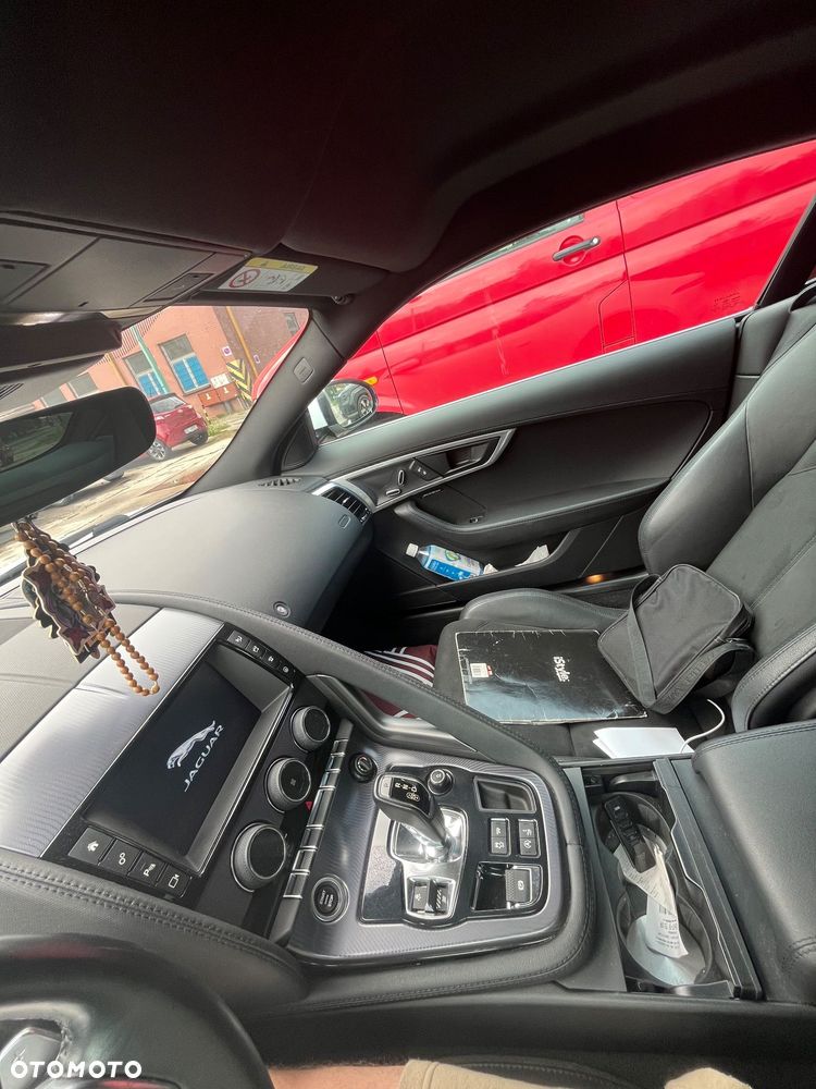 Jaguar F-Type 3.0 V6 S/C R-Dynamic - 12