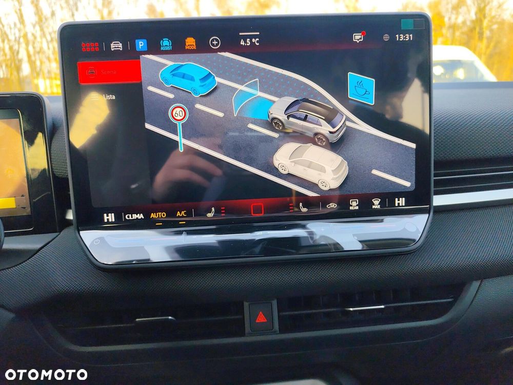 Volkswagen T-Roc 1.5 TSI Life DSG - 16