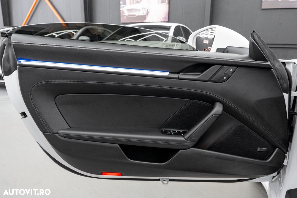 Porsche 911 Carrera PDK - 38