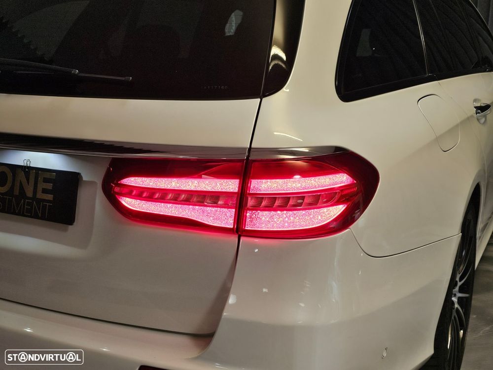 Mercedes-Benz E 220 d 9G-TRONIC AMG Line - 30