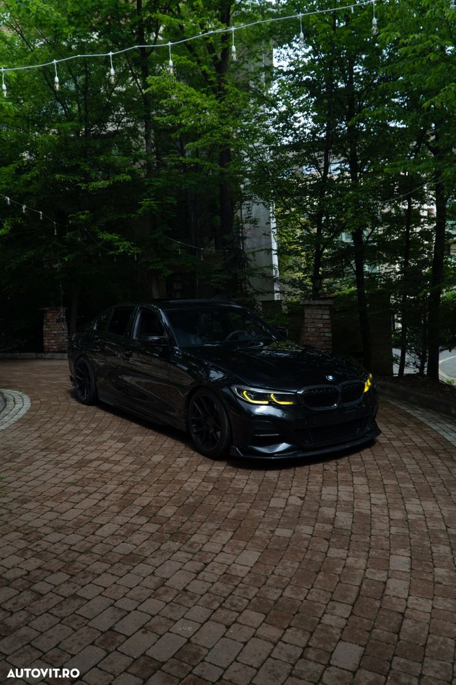 BMW Seria 3 330i Aut. M Sport - 3
