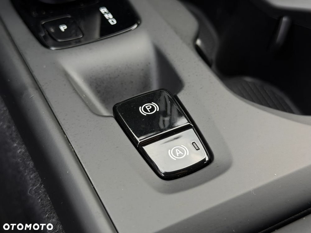 Volvo XC 40 T3 Momentum - 20